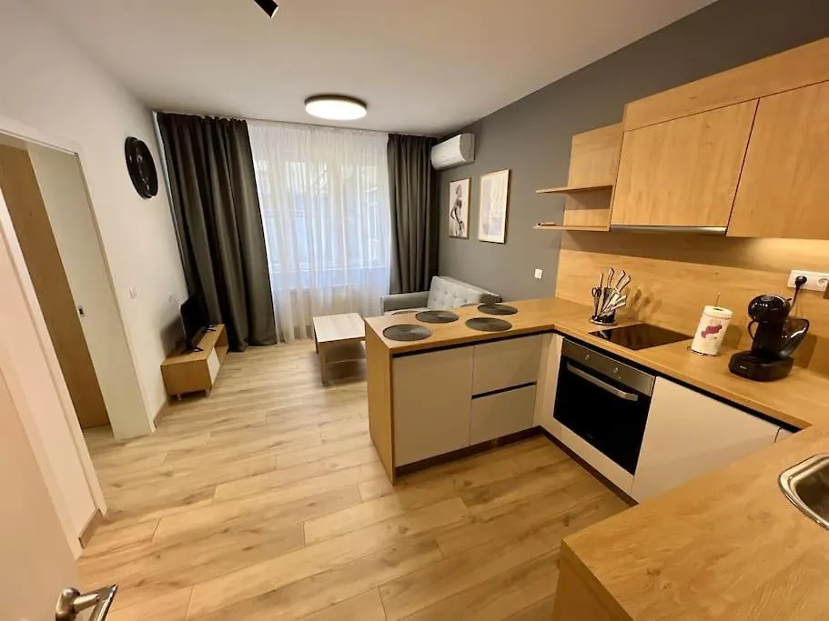 Location ! Sofia Opera Apartment Next To Alexander Nevsky Cathedral 0*,  Bulgária