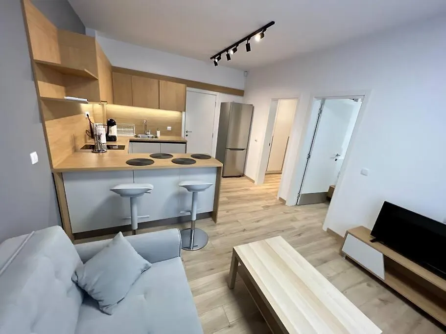 Location ! Sofia Opera Apartment Next To Alexander Nevsky Cathedral